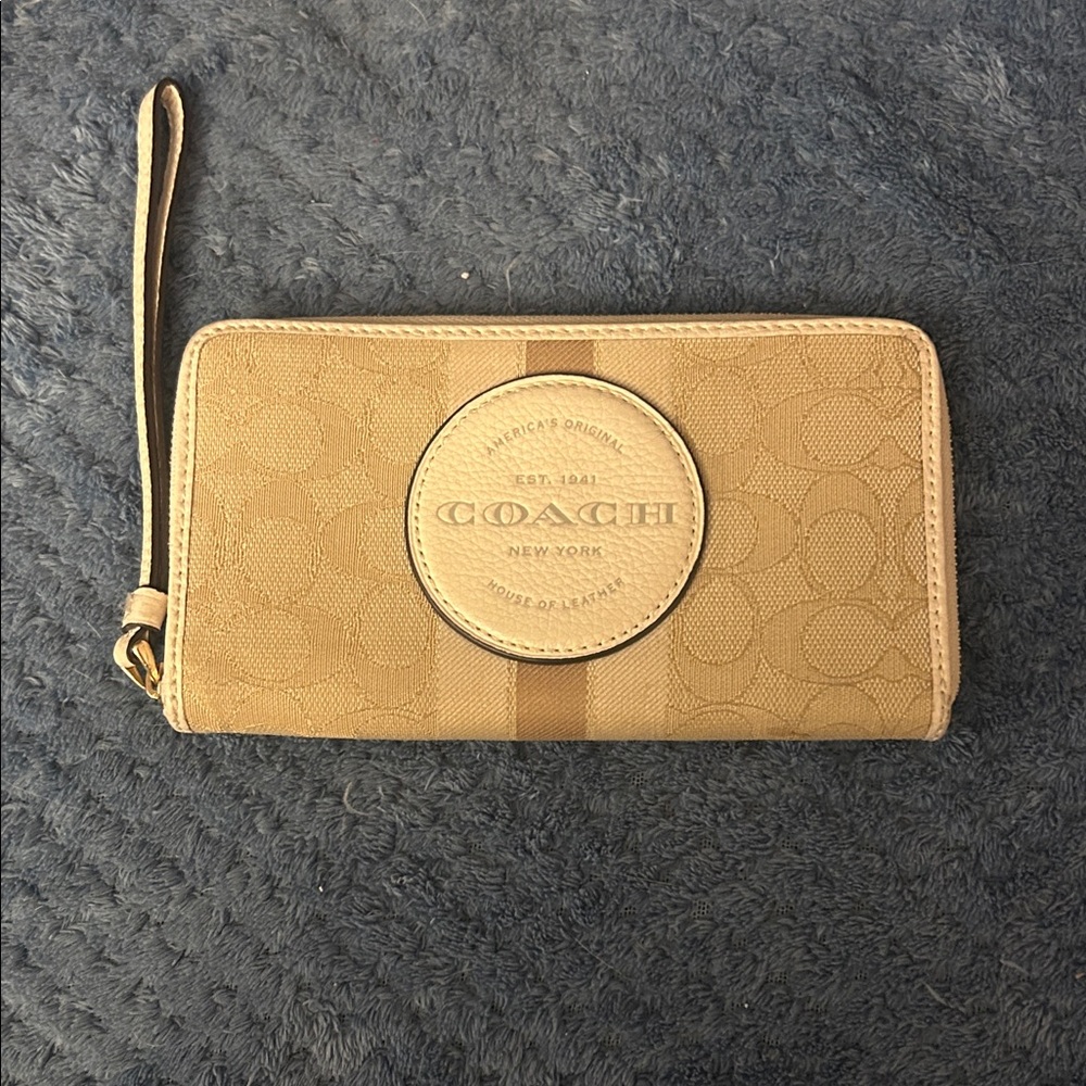 Coach Tan Signature Zip Wristlet